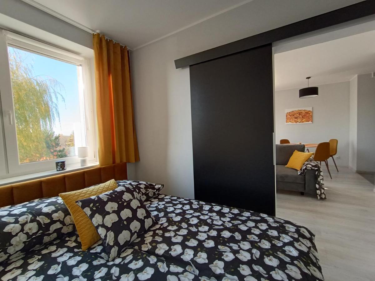 Bursztynowy Apartament Тарновске Гори Екстериор снимка